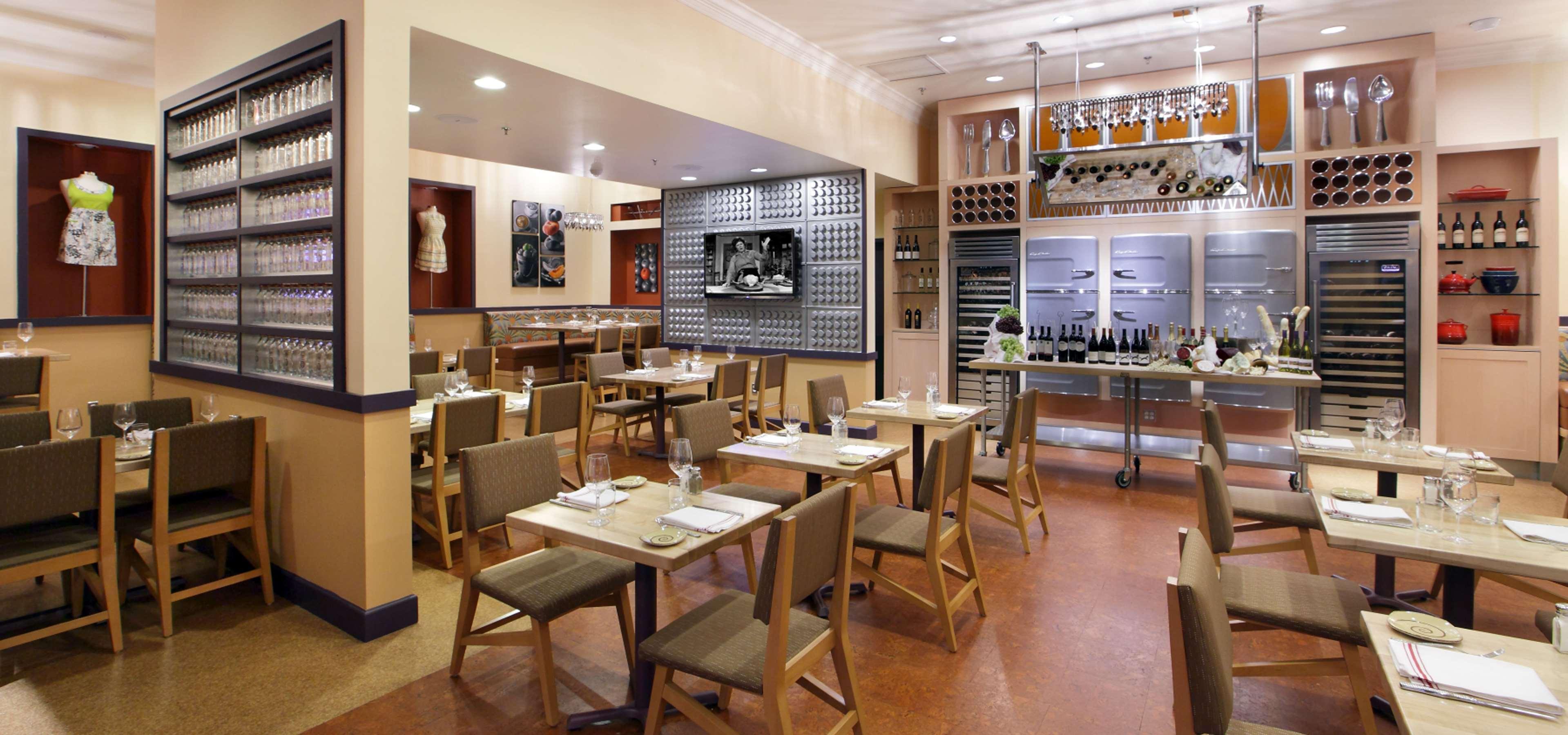 The Verve Boston Natick, Tapestry Collection By Hilton 4* Natick